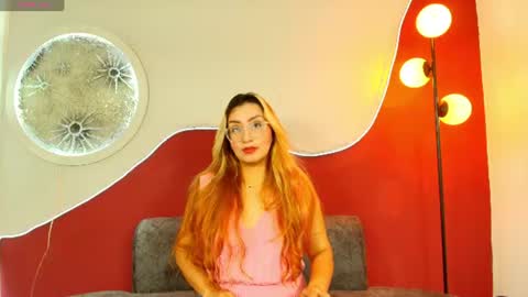 Snapshot of luna__velvet chatting on June 10, 2026, 12:15 pm luna__velvet online show from June 10, 2026, 12:15 pm