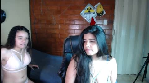 Luna  Cinnamon online show from April 6, 2026, 1:14 am