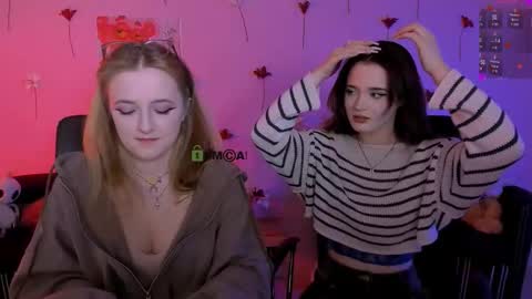 luna_berryy online show from March 21, 2026, 8:23 pm