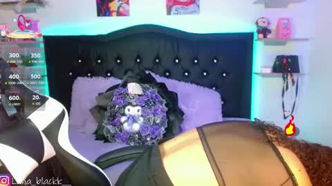 Snapshot of luna_blackk_ chatting on October 6, 2025, 9:12 pm Luna online show from October 6, 2025, 9:12 pm