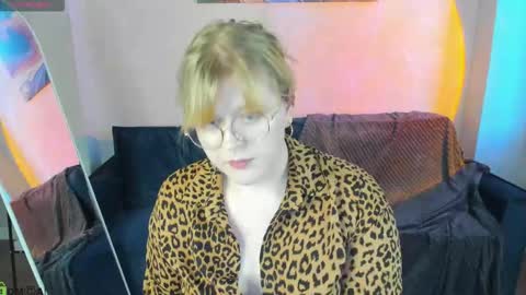 luna online show from February 12, 2026, 9:37 am