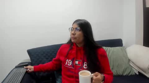 Snapshot of luna_dumont chatting on September 28, 2025, 11:26 am luna online show from September 28, 2025, 11:26 am