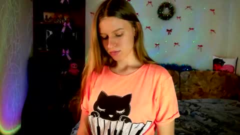 Snapshot of luna_evan chatting on February 9, 2026, 11:14 am luna_evan online show from February 9, 2026, 11:14 am