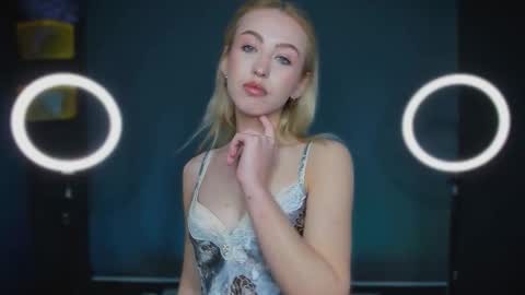 Elizabeth online show from January 13, 2026, 7:24 am