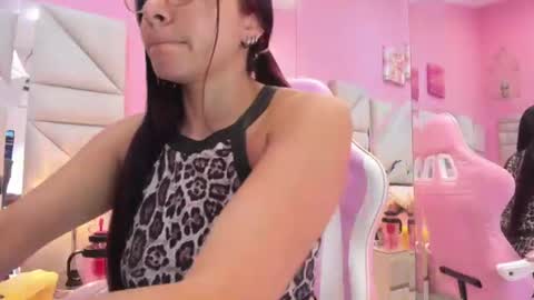 Snapshot of luna_hix chatting on July 18, 2026, 12:09 pm luna_hix online show from July 18, 2026, 12:09 pm