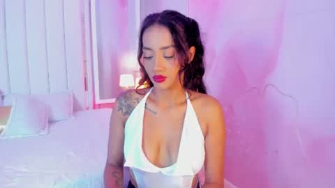 luna_hot_ass online show from June 11, 2026, 8:29 pm