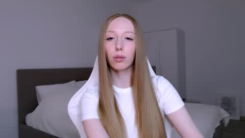 Luna online show from February 17, 2026, 9:10 pm