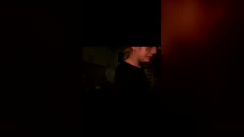 Luna online show from February 25, 2026, 2:37 pm