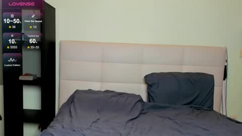 Hi everyone my name is Tina   online show from November 22, 2025, 9:25 pm