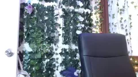 Snapshot of luna_lm chatting on June 11, 2026, 8:51 pm luna_lm online show from June 11, 2026, 8:51 pm