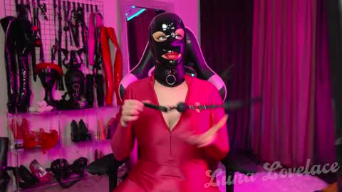 Luna Lovelace online show from February 15, 2026, 1:35 am