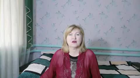 luna_lure11 online show from November 19, 2025, 11:32 am