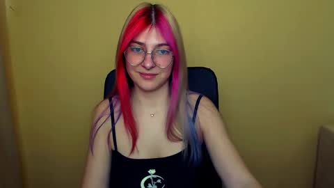 Luna online show from March 5, 2025, 11:28 am