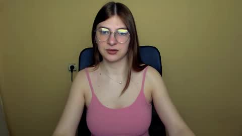 Luna online show from April 11, 2026, 8:29 am