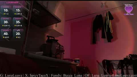 Luna Luuvz online show from May 29, 2026, 7:28 am