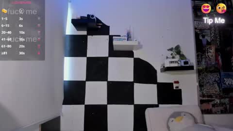 LUNA MCCOY online show from March 5, 2026, 10:28 pm