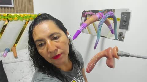 Snapshot of luna_naughty1 chatting on June 4, 2026, 7:09 pm luna_naughty1 online show from June 4, 2026, 7:09 pm
