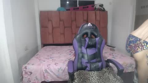 Luna online show from December 6, 2024, 1:29 am