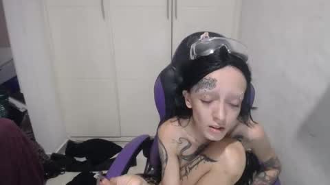 Luna online show from January 2, 2025, 4:35 pm