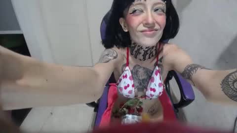 Luna online show from January 28, 2025, 3:04 am