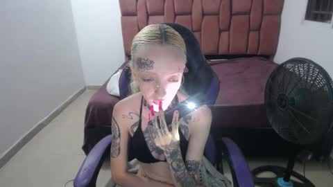 Luna online show from February 16, 2025, 11:59 pm