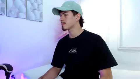 Snapshot of luna_stanford chatting on September 21, 2025, 2:13 am Luna Stanford online show from September 21, 2025, 2:13 am