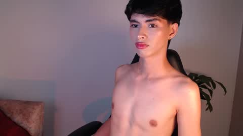 Snapshot of luna_stanford chatting on November 28, 2025, 5:54 am Luna Stanford online show from November 28, 2025, 5:54 am