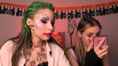 Snapshot of luna_tin chatting on October 29, 2025, 8:21 pm Luna online show from October 29, 2025, 8:21 pm