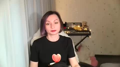 lunaa_bluee online show from May 5, 2026, 9:12 pm