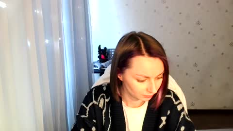 Snapshot of lunaa_bluee chatting on June 18, 2026, 4:33 pm lunaa_bluee online show from June 18, 2026, 4:33 pm