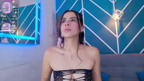 Snapshot of lunaa_lovve chatting on February 22, 2025, 12:29 pm Luna online show from February 22, 2025, 12:29 pm