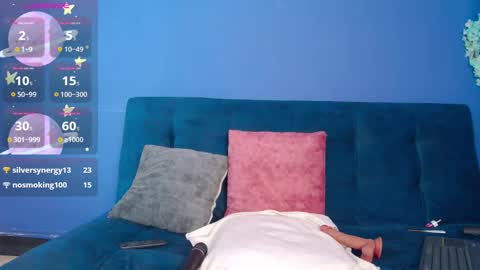 Snapshot of lunaa_lovve chatting on March 7, 2025, 7:49 pm Luna online show from March 7, 2025, 7:49 pm