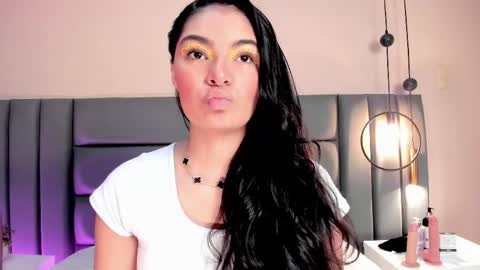 Luna Aspen online show from March 25, 2026, 6:03 pm