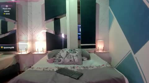 Luna online show from March 3, 2026, 5:02 am