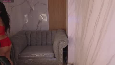 Lunafemme tf online show from March 27, 2026, 8:26 am