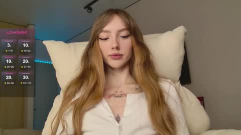 Snapshot of lunainnk chatting on November 5, 2025, 12:43 am Luna online show from November 5, 2025, 12:43 am