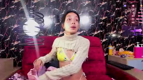 Luna  online show from July 19, 2026, 12:20 pm
