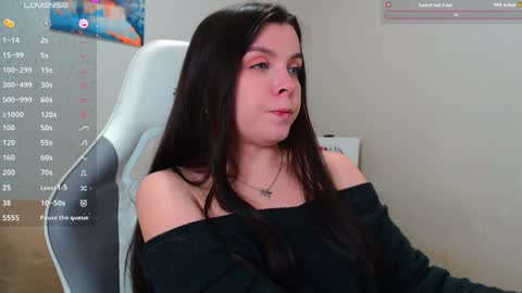 Luna online show from December 15, 2024, 7:21 pm