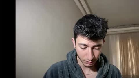 Snapshot of lunamalpica chatting on October 4, 2025, 8:23 am LunaPica online show from October 4, 2025, 8:23 am