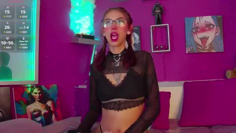 Luna online show from February 28, 2025, 7:56 pm