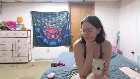 Snapshot of lunaquinn45 chatting on December 4, 2024, 12:30 am lunaquinn45 online show from December 4, 2024, 12:30 am