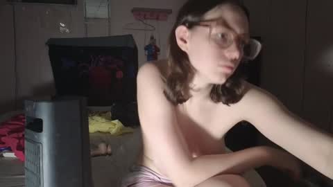 Snapshot of lunaquinn45 chatting on February 5, 2025, 3:13 am lunaquinn45 online show from February 5, 2025, 3:13 am