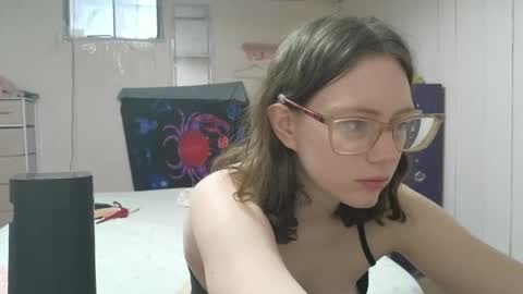 Snapshot of lunaquinn45 chatting on February 7, 2025, 3:08 pm lunaquinn45 online show from February 7, 2025, 3:08 pm