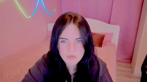 Snapshot of lunariaas chatting on April 17, 2026, 8:45 pm Valeria online show from April 17, 2026, 8:45 pm