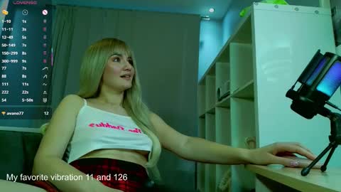 Snapshot of lunaxloverx chatting on October 2, 2025, 3:19 pm LunaXLoverx online show from October 2, 2025, 3:19 pm