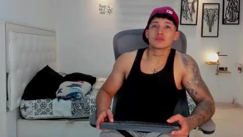 Lunay online show from February 27, 2026, 12:54 am