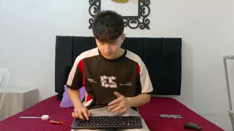 Snapshot of lunaydream chatting on July 9, 2026, 11:47 am lunaydream online show from July 9, 2026, 11:47 am