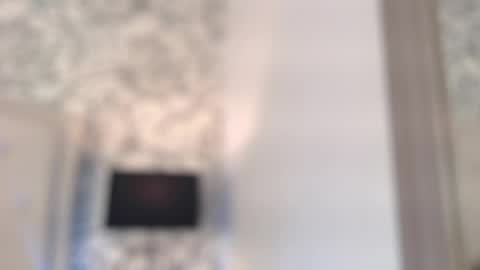 Luna and Kian online show from April 11, 2026, 7:45 am