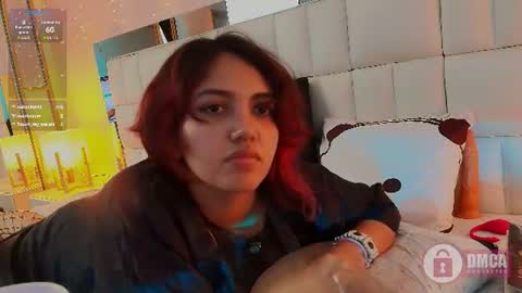 Snapshot of lune_noire chatting on August 4, 2026, 3:58 pm Lune online show from August 4, 2026, 3:58 pm
