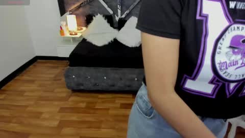 Snapshot of lunitaa18 chatting on February 20, 2025, 2:40 am V A L E R I A online show from February 20, 2025, 2:40 am